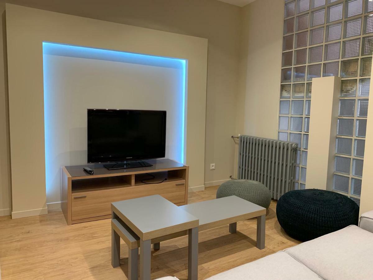Appartement Avec 3 Chambres Au Centre De Pau Zewnętrze zdjęcie